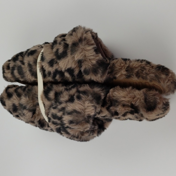 Madewell NWT Quilted Scuff Slippers in Leopard Size 6 - Picture 7 of 8